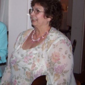 Meet your Posher, Dina